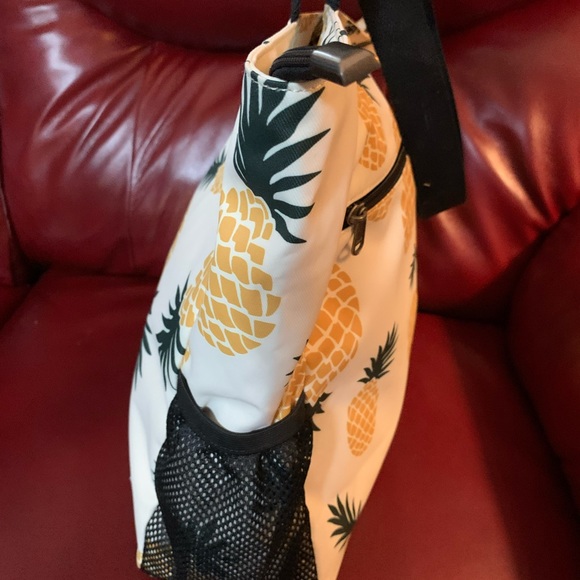 New! ETidy Large Foldable Pineapple Beach Bag Tote W/Pouch Waterproof Sandproof - Picture 5 of 14
